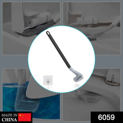 Ergonomic golf toilet brush with silicone bristles, ideal for deep cleaning.