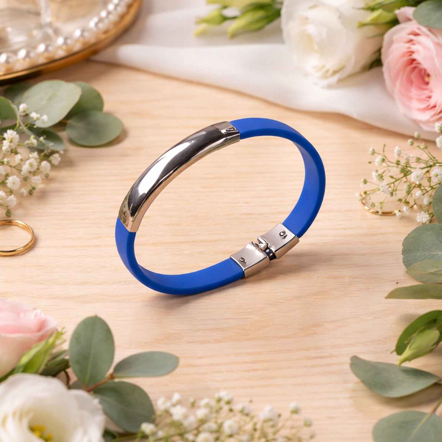 Premium Fancy Wrist Bracelet – Stylish Silicone Metal Design