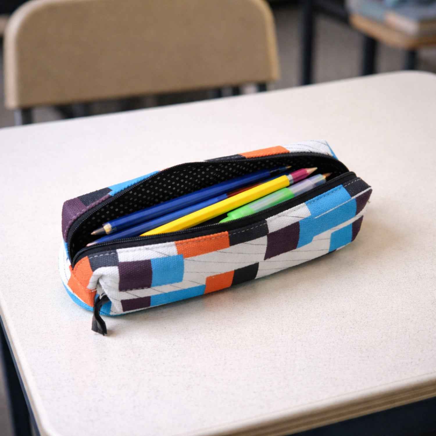 Zipper Pencil Pouch – Durable & Stylish Stationery Organizer