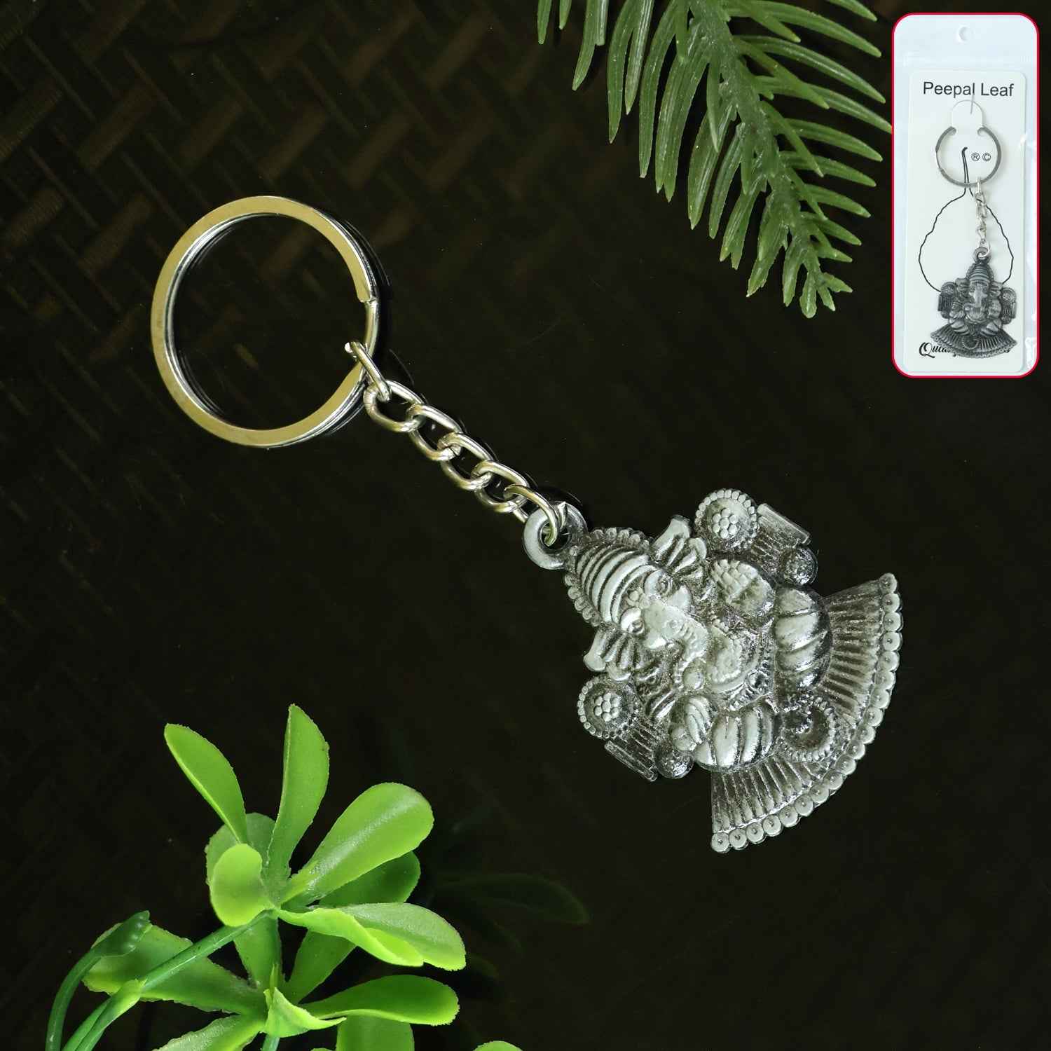 Lord Ganesha Keychain – Durable Metal Devotional Accessory