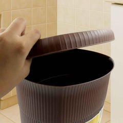 Mini Pedal Dustbin – 8L Compact & Hygienic Waste Bin | VoltDesk