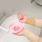 Silicone Wrist Water Stopper Ð Prevents Water Runoff Easily