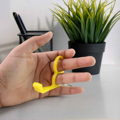 Dual-Finger Mobile Stand Keyring – Lightweight 2-in-1 Phone Holder