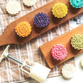 Mooncake Press Mold – 4 Floral Stamps for Perfect Baking