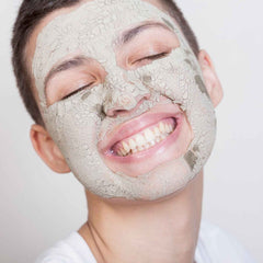 Multani Mitti Powder – Natural Oil Control & Deep Skin Cleansing