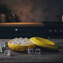 Round Ice Cube Tray with Lid – Easy Release & Spill-Proof Design