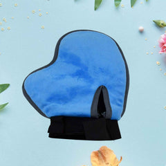 Pet Grooming Glove Ð Gentle Deshedding & Massage Tool for Pets