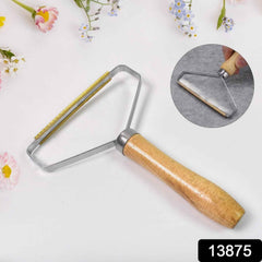 Lint Remover – Double-Sided with Wooden Handle | Indo Glow