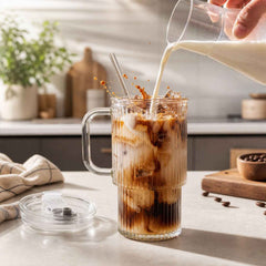 Glass Tumbler with Lid Ð Large 700ml Capacity with Handle for Cold Beverages