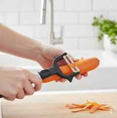 Julienne Vegetable Peeler – 2-in-1 Stainless Steel Blades | Quickslice
