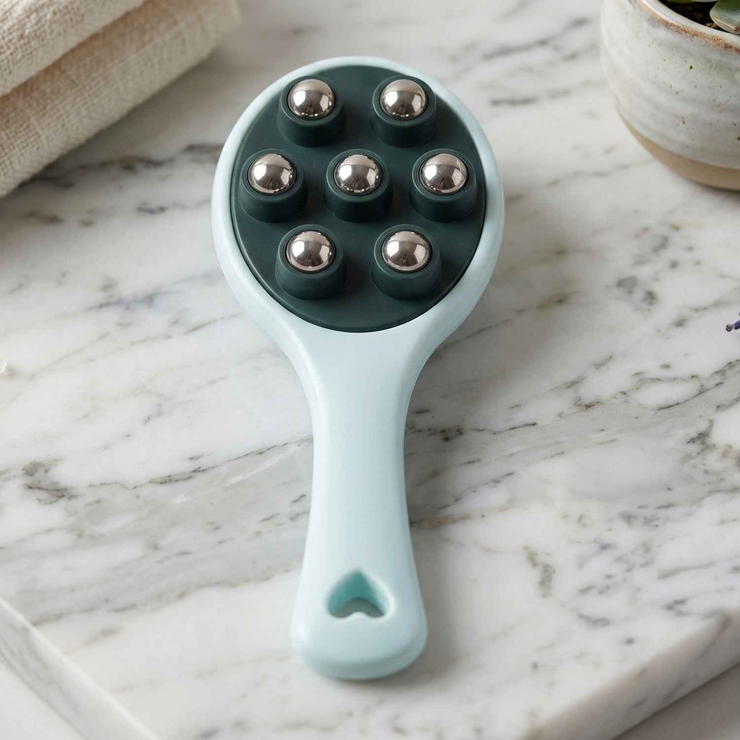Handheld Body Massager Ð 7 Steel Balls for Muscle Relief