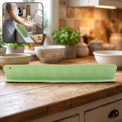 Kitchen Sink Splash Guard Ð Flexible Silicone Barrier for Countertop