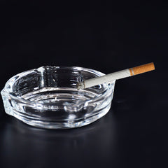 Premium crystal quality ashtray, suitable for both indoor and outdoor settings.