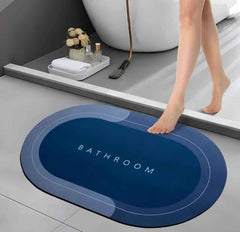 Non-Slip Oval Bath Mat – Super Absorbent Soft Velvet Surface
