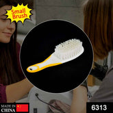 Handle Grip Nail Brush – Ergonomic Toe & Fingernail Cleaner | Velvet Wipe