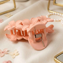 Large Plastic Hair Clip Ð Elegant Flower Design for Women