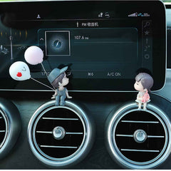 Cute Couple Car Dashboard Figurine – Romantic Mini Showpiece for Car & Home