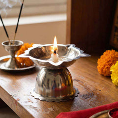 Sunflower Design Stainless Steel Diya Stand – Small Durable Pooja Lamp