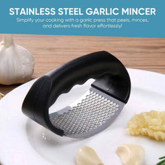Garlic Press Crusher – Ergonomic Curved Design for Easy Mincing