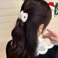 Hair Claw Clip – Plush, Non-slip Fluffy Hair Accessory