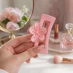 Plastic Hair Claw Clip Ð Strong Grip & Trendy Design for Women & Girls