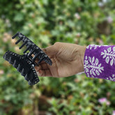 Black Hair Claw Clip – Strong Grip, Non-Slip & Stylish Design