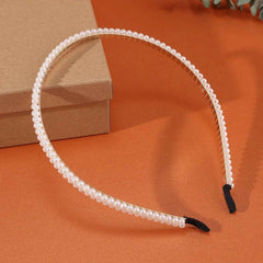 Premium Pearl Embellished Hairband Ð Elegant & Comfortable Fit