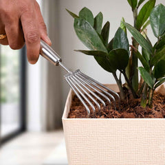Stainless Steel Garden Rake Ð Durable & Rust-Resistant Tool for Easy Gardening
