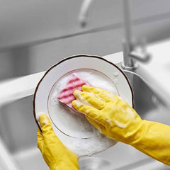 Waterproof Rubber Gloves Ð Durable & Reusable for Household Tasks