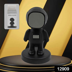 Cartoon Astronaut Magnetic Phone Holder – 360° Rotating Car Mount | Gambit