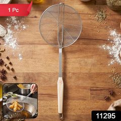 Stainless Steel Frying Skimmer Ð Long Handle for Safe Cooking