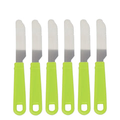 A butter knife from the premium stainless steel cutlery set, showcasing its design.