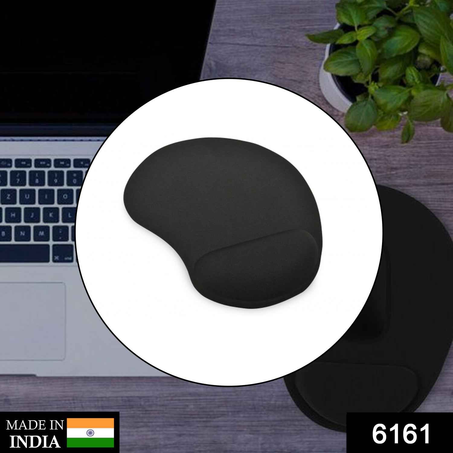 Ergonomic mouse pad with integrated wrist rest for daily use