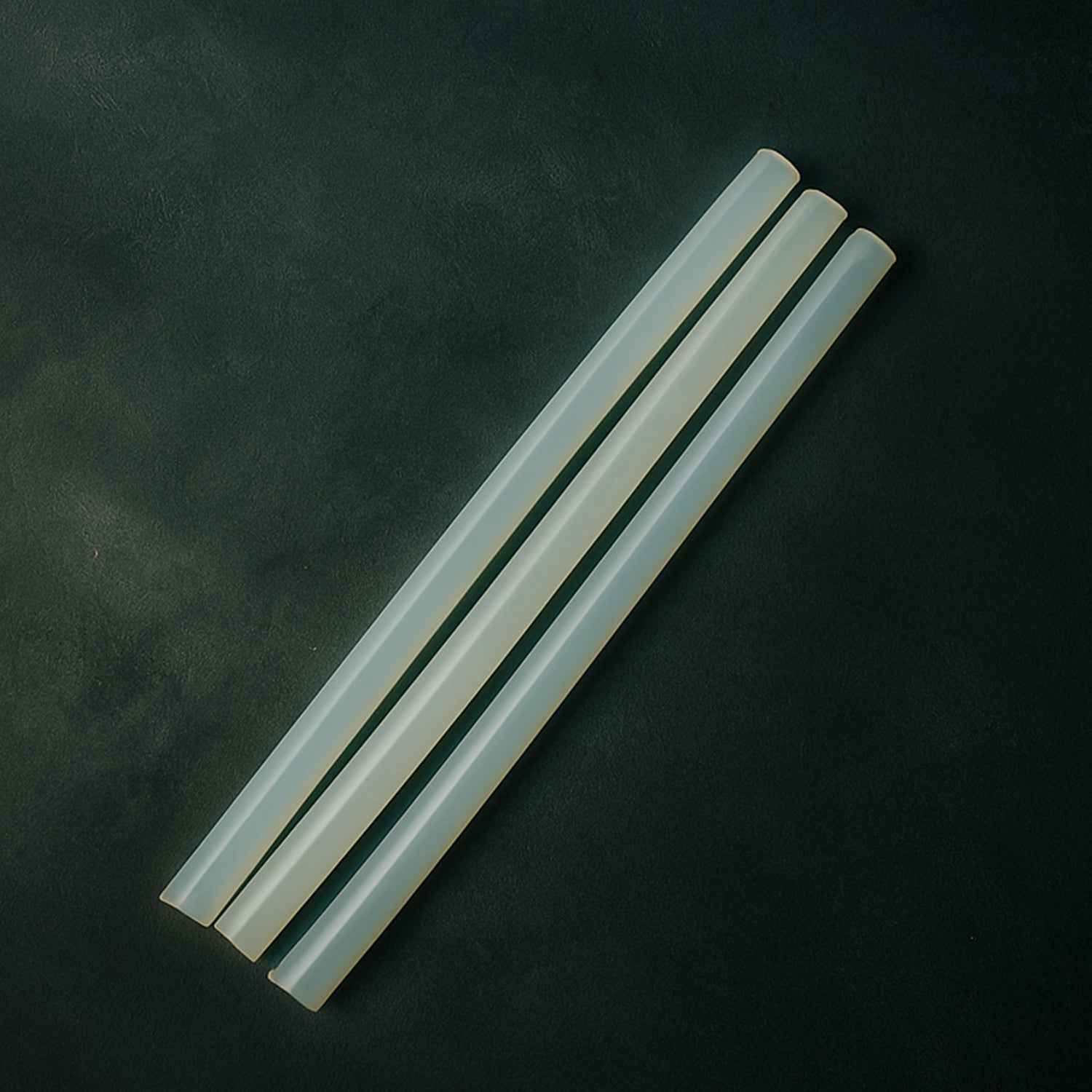 Hot Melt Glue Sticks – Strong 20 cm Sticks for Crafts & Repairs