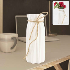 Plastic flower vase with elegant design for home decor