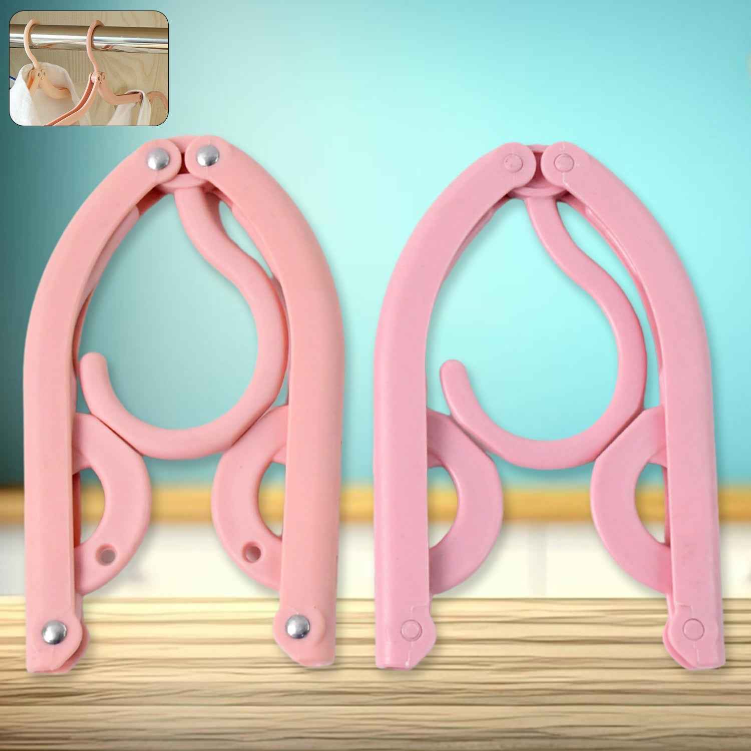 Foldable Travel Hanger – Lightweight, Space-Saving Design (1 Pc)