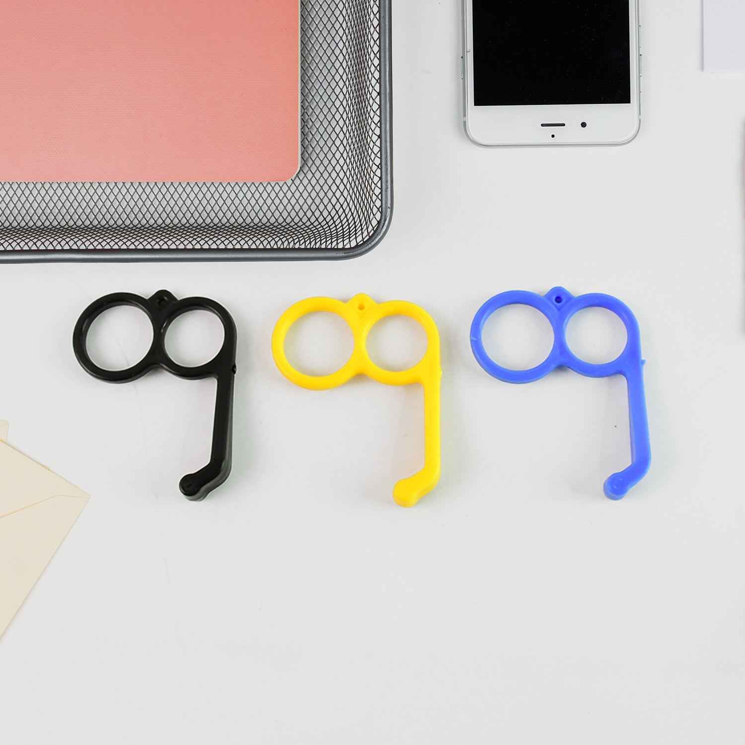 Hook-style Plastic Mobile Stand – Compact Universal Support