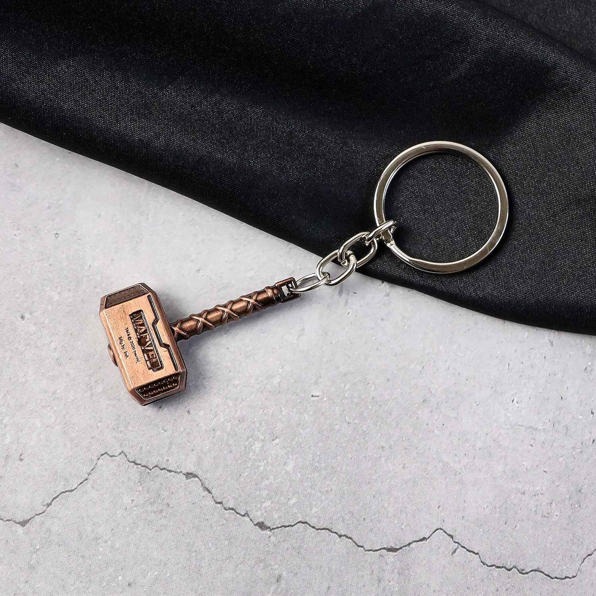 Metal Hammer Keychain – Durable Zinc Alloy Mini Keyring