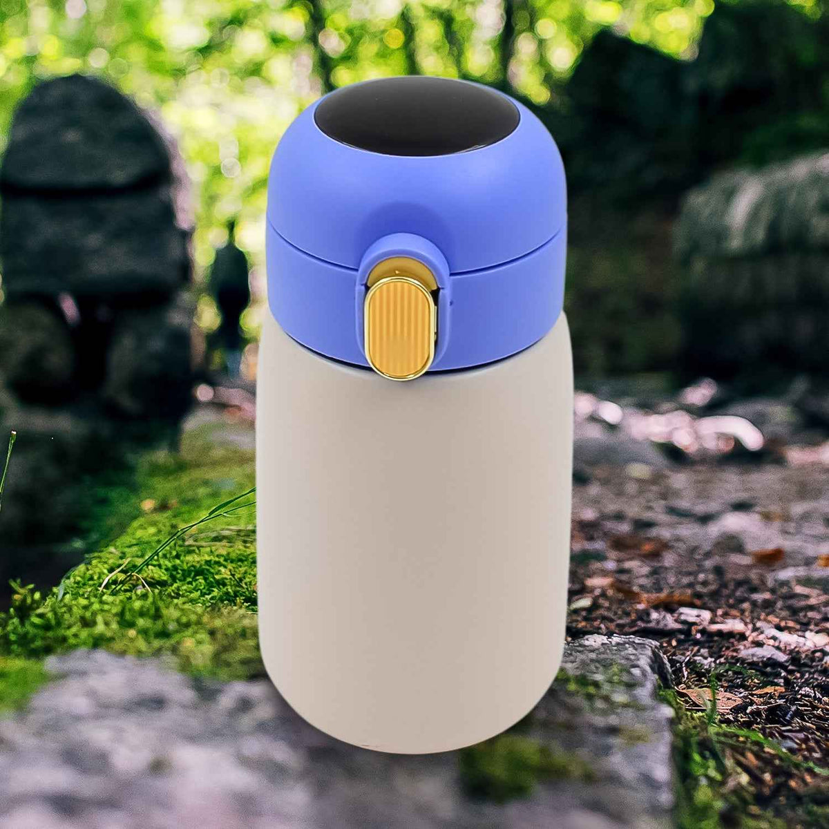 Smart vacuum insulated water bottle showing LED temperature display.