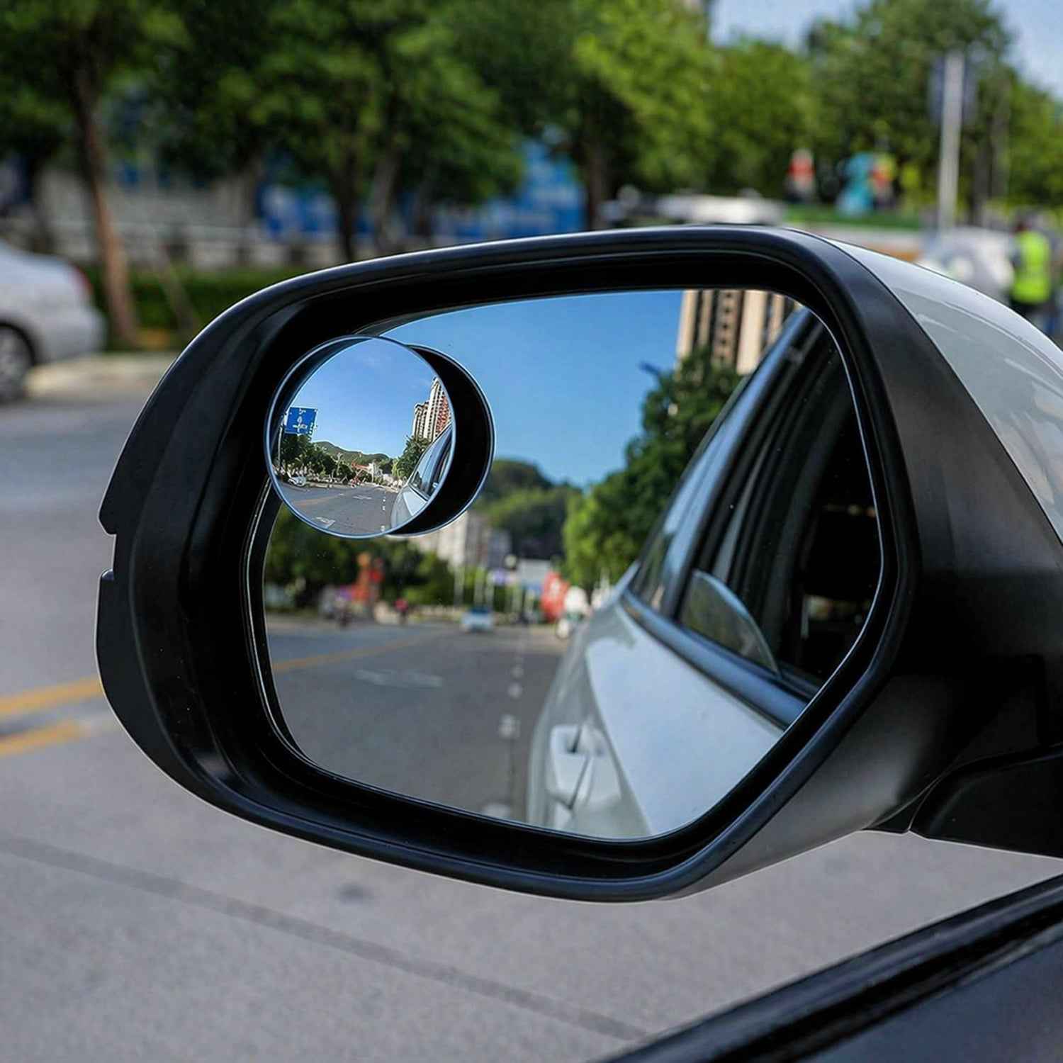 Car Blind Spot Mirror Ð Wide-Angle Safety Side Mirror for Cars