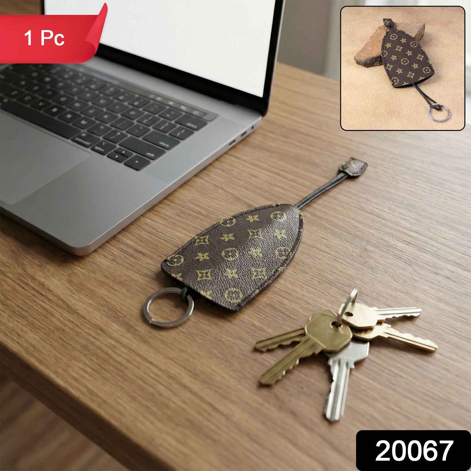 Designer-Style Keyholder – Secure Ring & Stylish Strap
