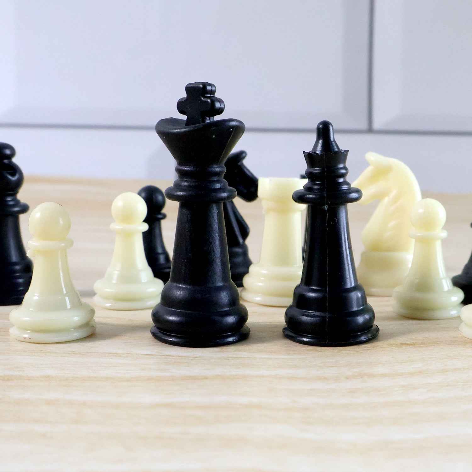 Foldable Magnetic Chess Board - Travel Friendly 24x24 cm