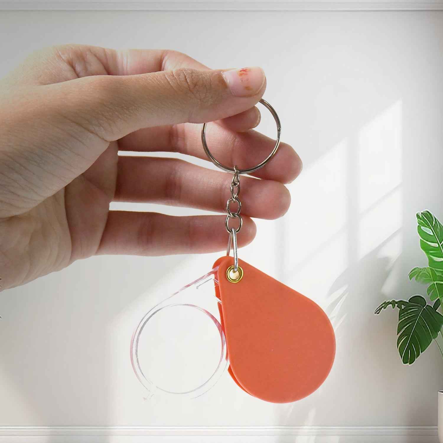 Folding Magnifier Keychain – Portable Mini Pocket Magnifying Glass