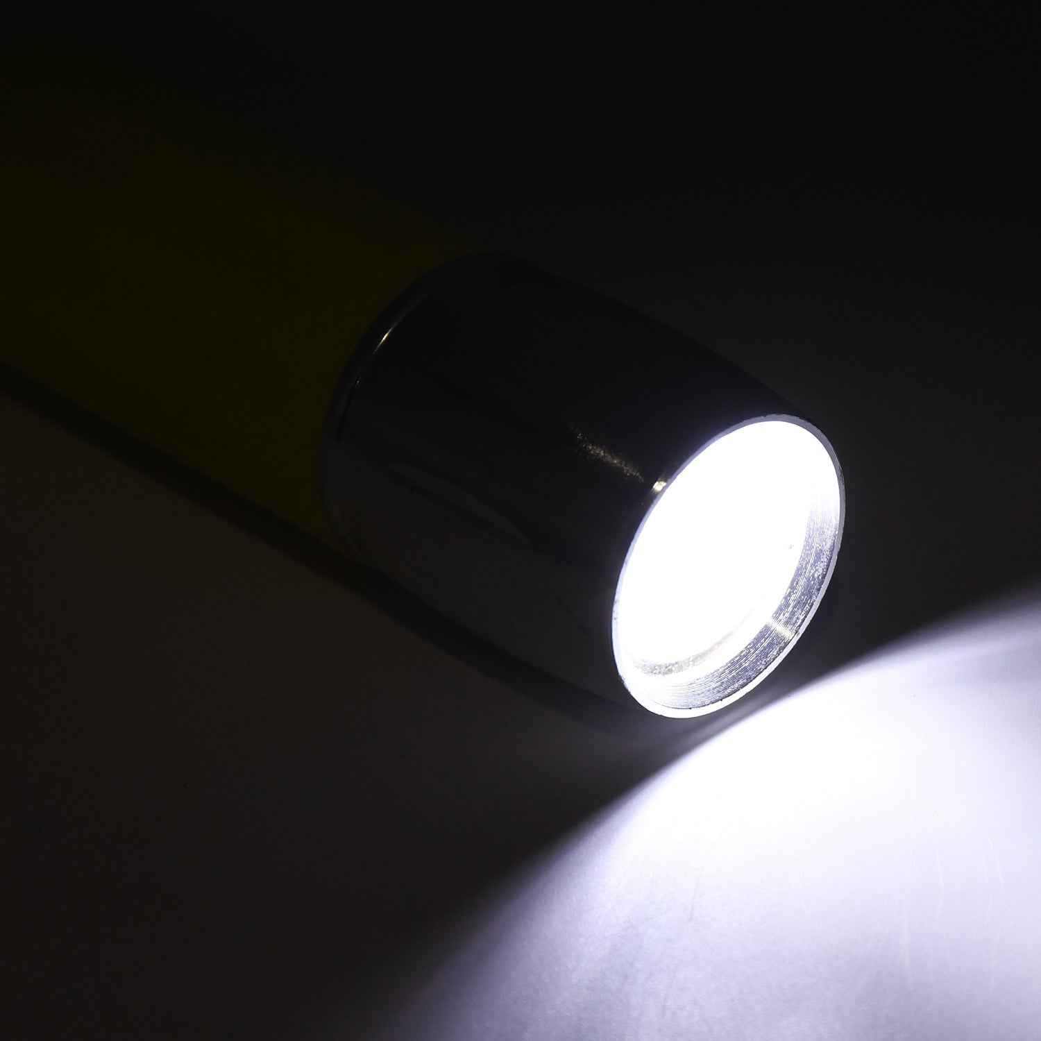 Mini LED Flashlight – High Lumen Pocket Torch | Poravar