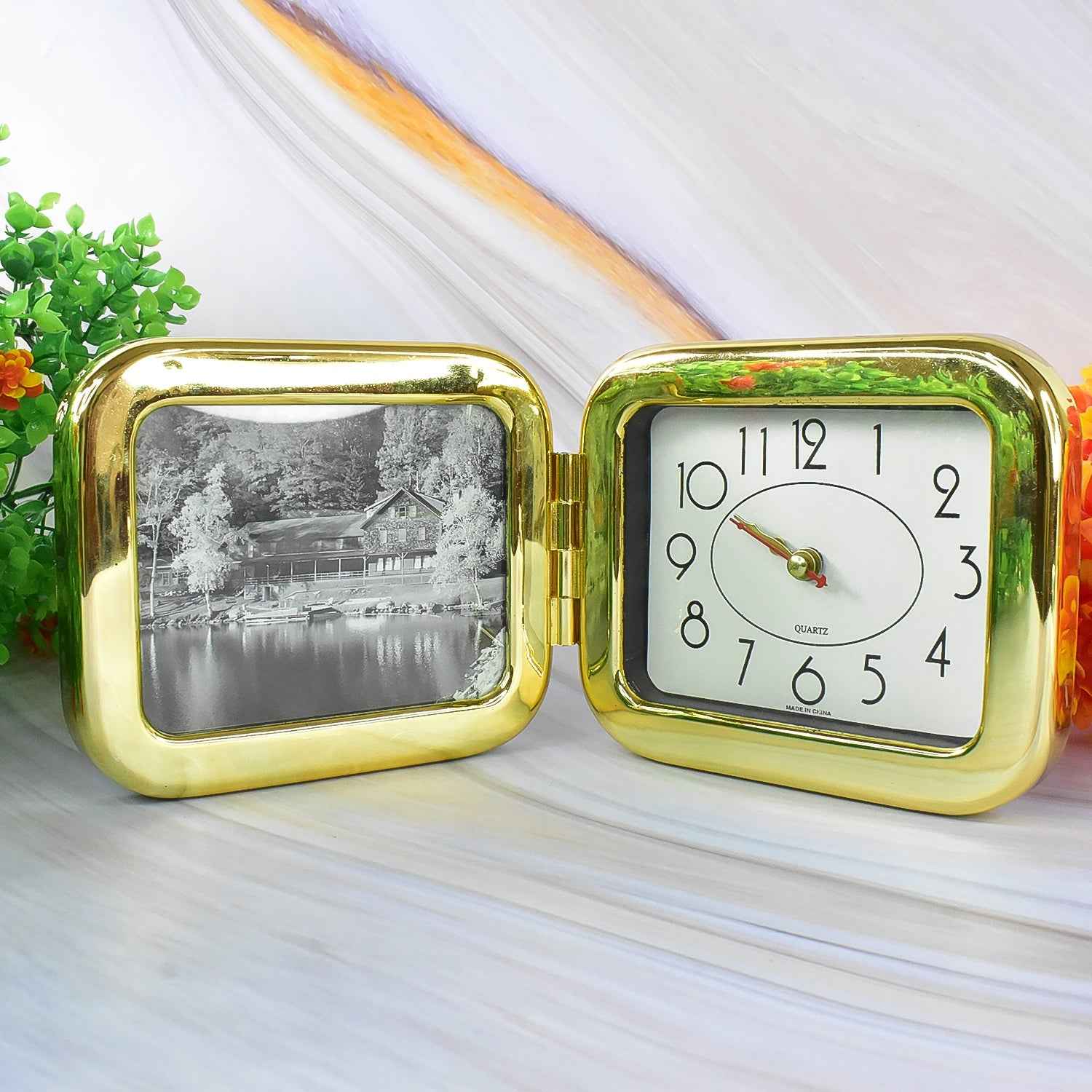 Foldable Desk Clock – Portable, Space-Saving Timepiece | VoltDesk