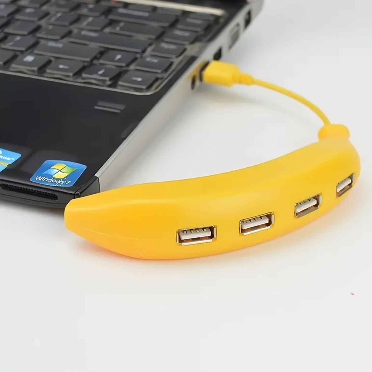 Close-up of the 4-port USB 2.0 splitter, highlighting its convenient connectivity options.