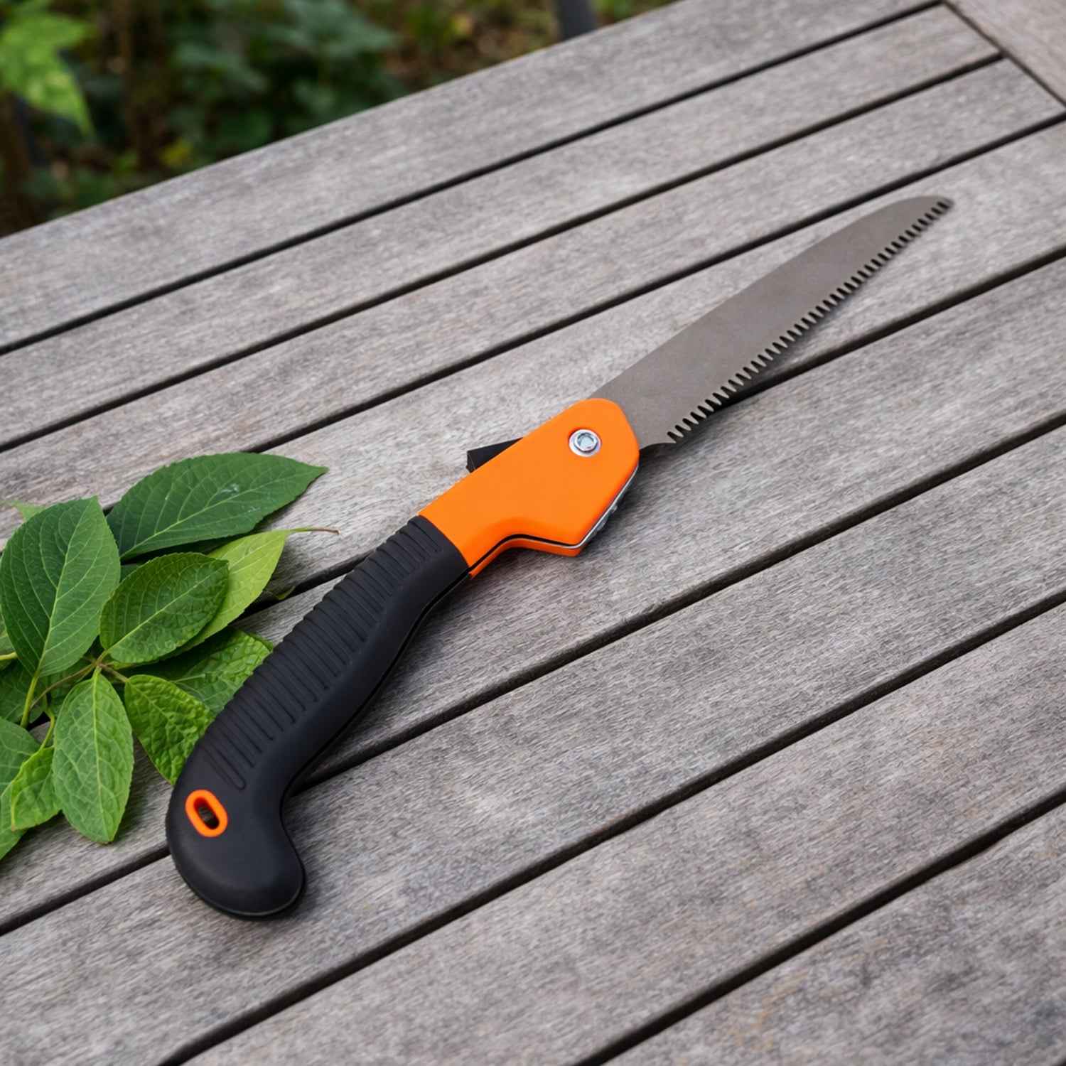 Folding Garden Hand Saw – Heavy Duty with Ergonomic Grip 40 cm