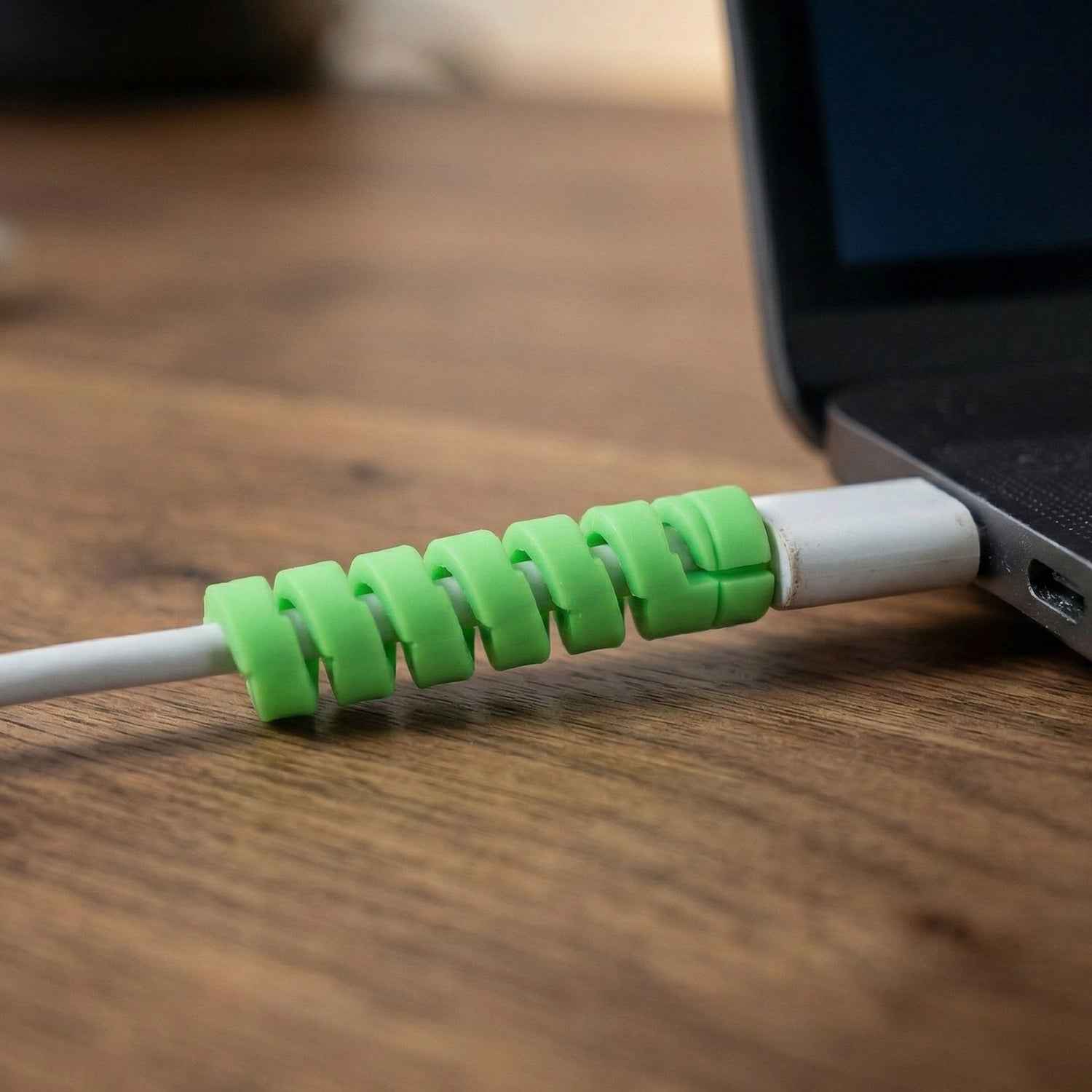 Spiral Cable Protector – Extends Charging Cable Lifespan Naturally