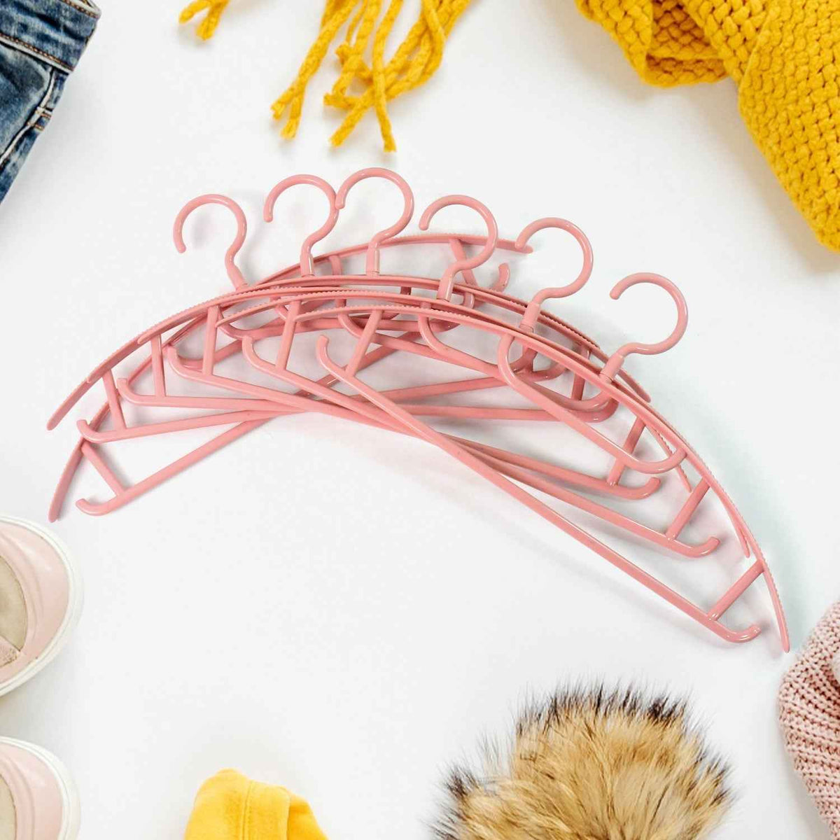 Plastic Cloth Hangers – Set of 6 Durable Non-Slip Wardrobe Organizers