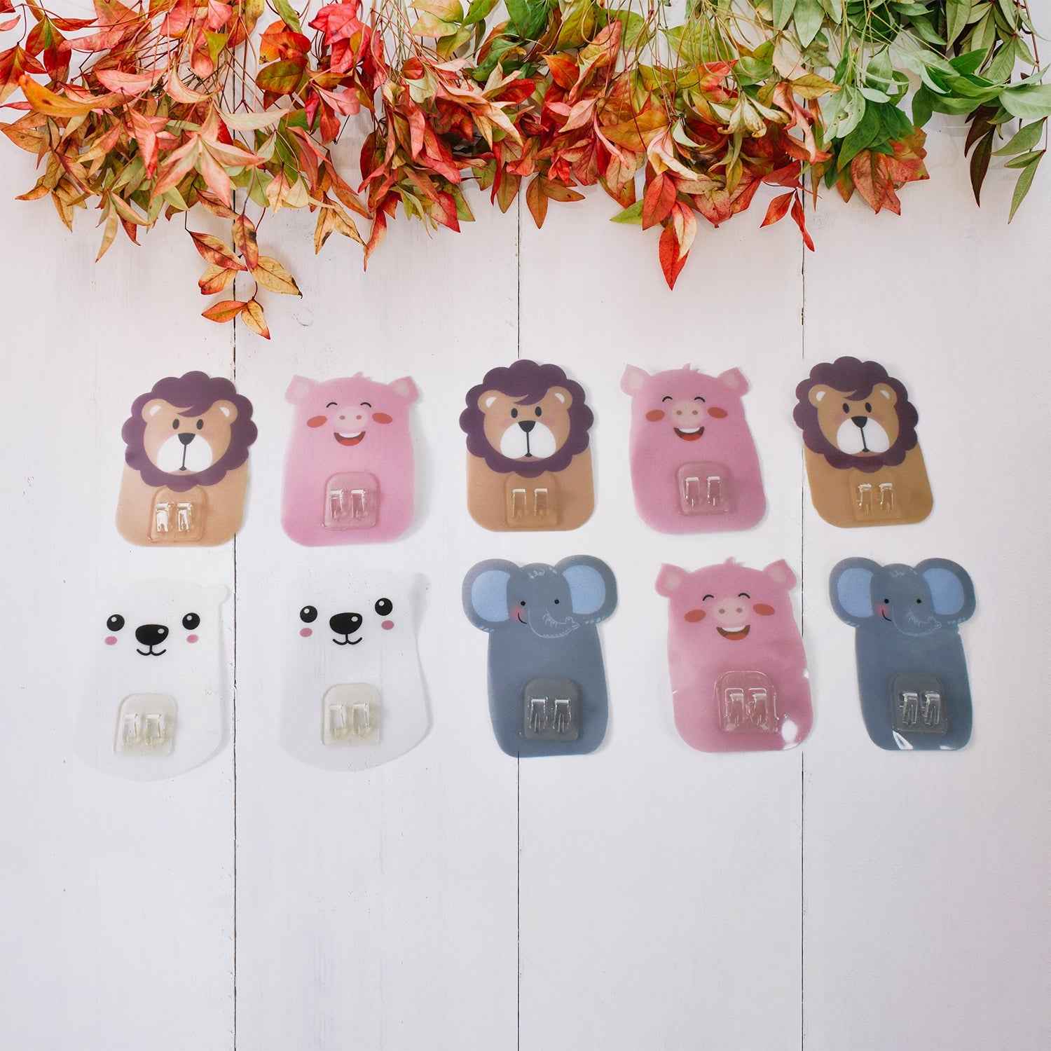 Wall Mounted Cartoon Hooks Ð Self-Adhesive, Kid-Friendly Design